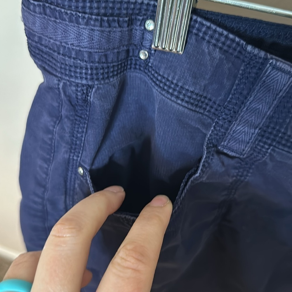 Chico’s Cotton and Spandex Casual Navy Pants Size 2 (Large-12) with Four Pockets - Picture 4 of 17